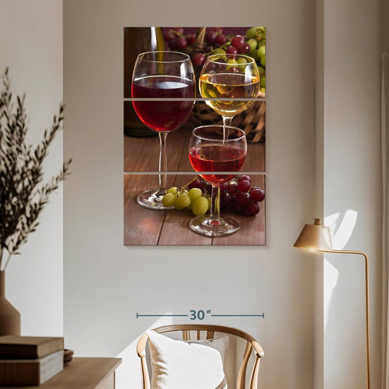 Verres à vin blancs et rouges Yarlin, H 65 po x l 42 po