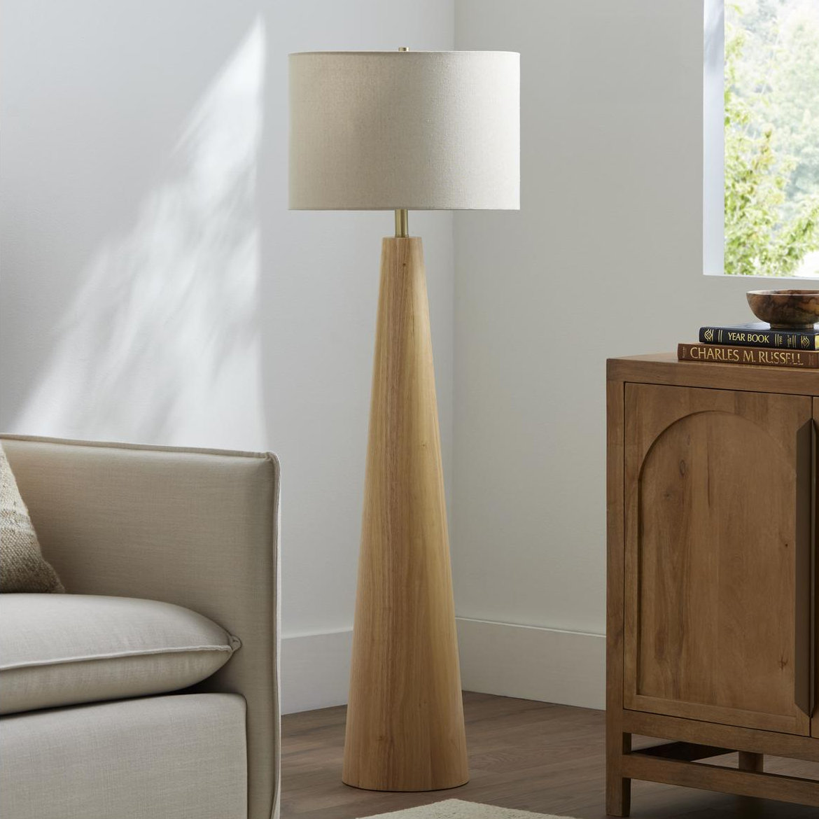 Vaila 53" Floor Lamp, Beige