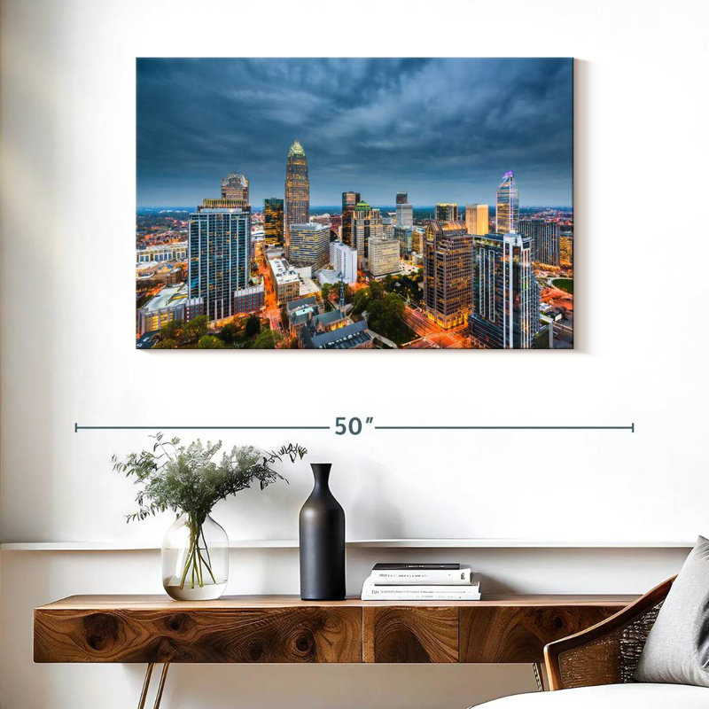 Nicci Charlotte Blue Hour, H 26 po x l 39 po