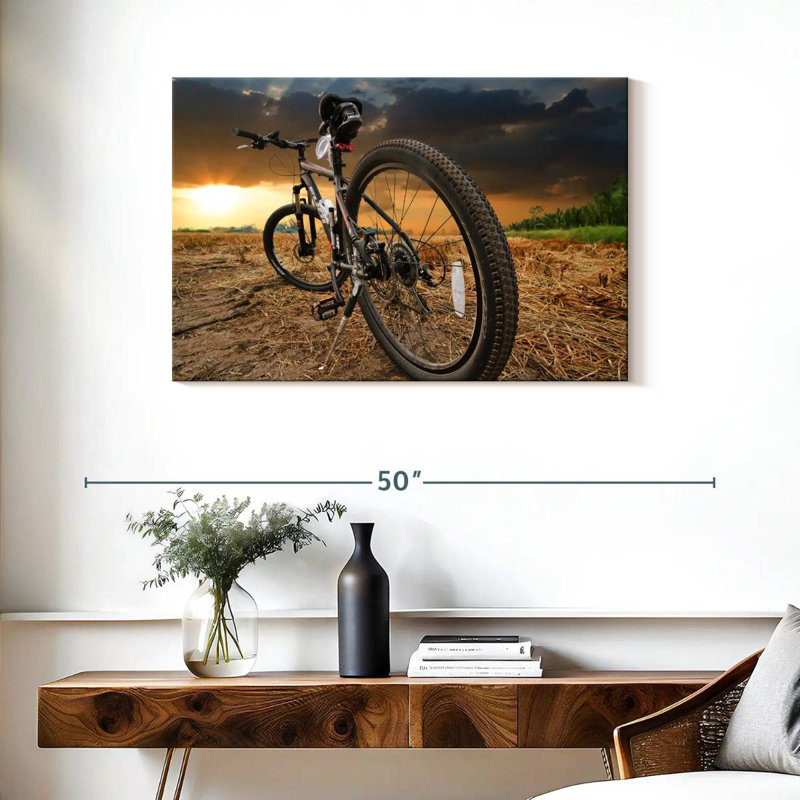 Coucher de soleil Mehar au-dessus d'un vélo, H 24 po x l 36 po