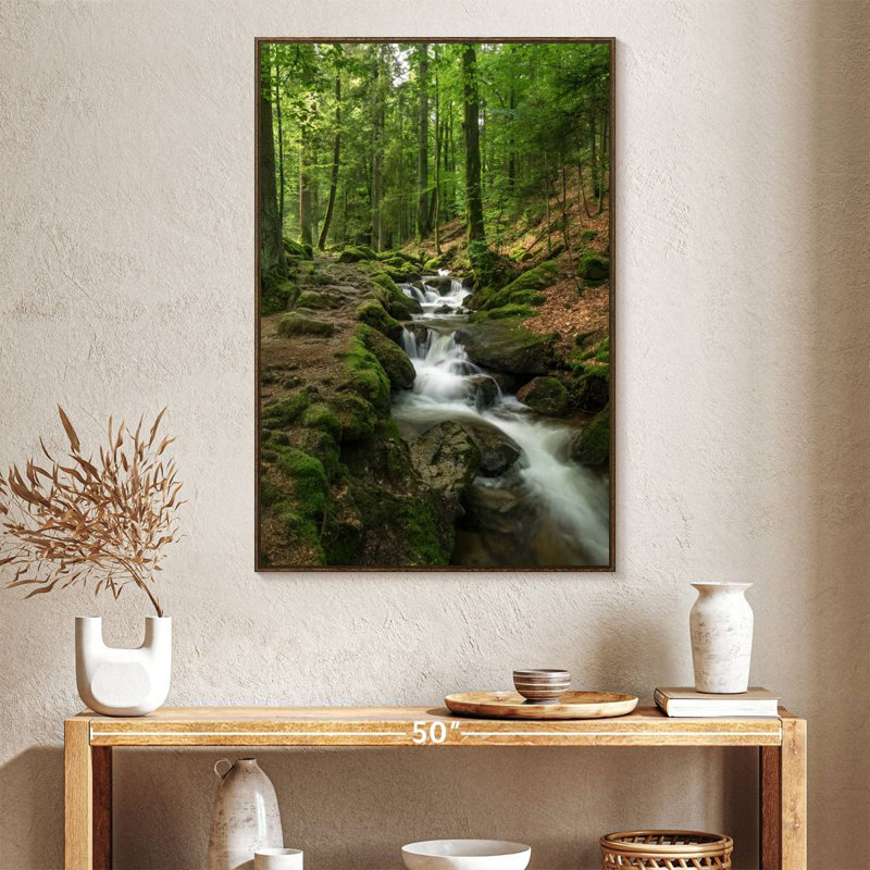 Ruisseau Buhl Forest, 17 po x 25 po, Cadre flottant noyer