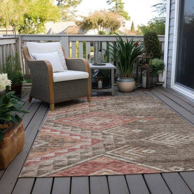 Tapis brun intérieur / extérieur lavable à la machine Chayden ACN1091