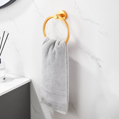 Ensemble d'accessoires de salle de bain 6 pièces en aluminium spatial doré brossé avec barre porte-serviettes, porte-papier hygiénique, anneau porte-serviettes et crochets.