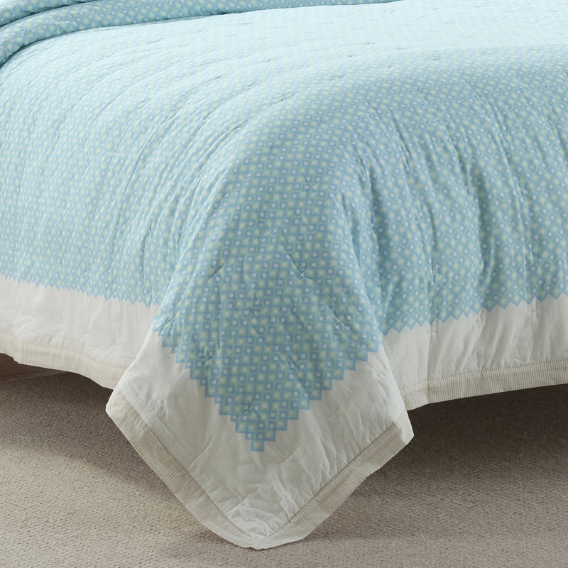 Southern Tide Bellweather Quilt, Queen Quilt
