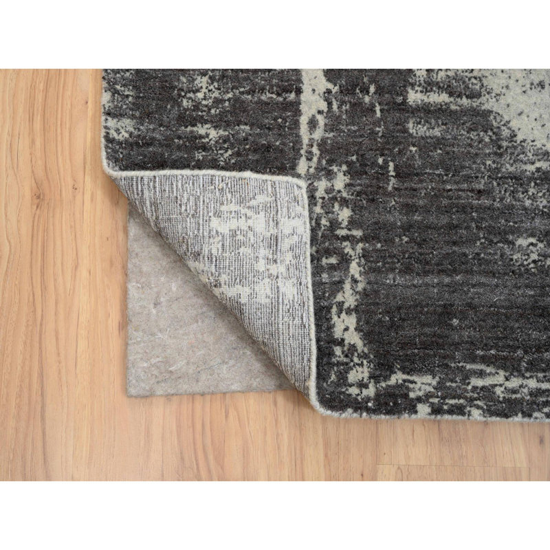 Tapis oriental noir tissé à la main 9 pi x 12 pi noir, laine et soie végétale ton sur ton, jacquard 8A16FDB13FE04EA09489EC0186C3FBA2