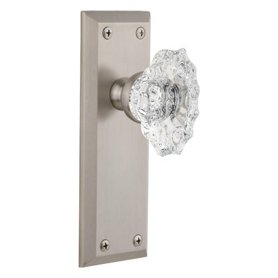 Grandeur Fifth Avenue Plate Passage with Biarritz Crystal Door Knob