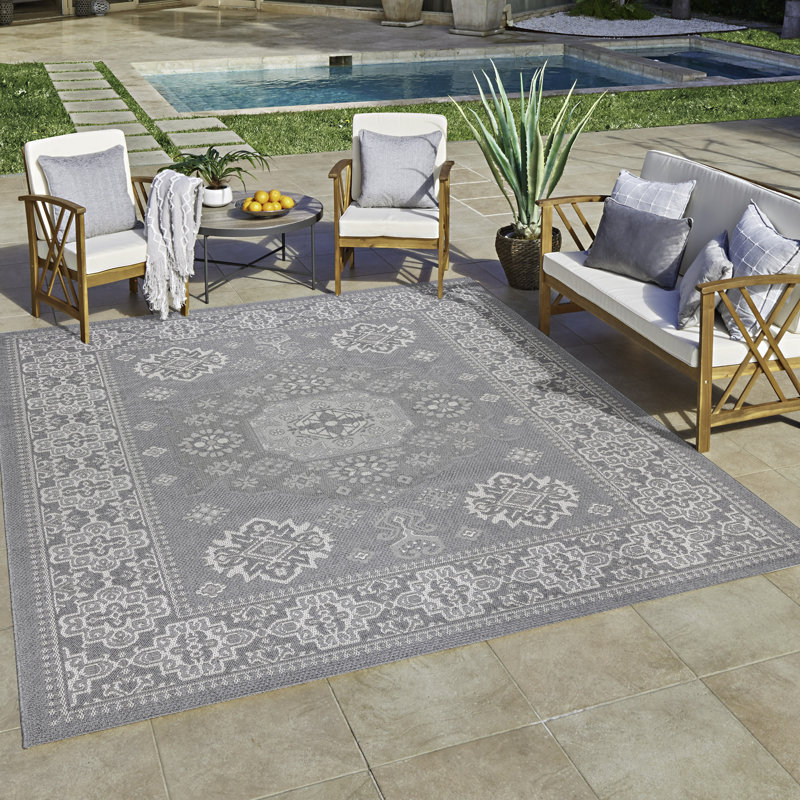 Moorebank Gavin Traditional Bohemian Medallion Border Gray Cream Flatweave Indoor/Outdoor Area Rug, Rectangle 6'6" x 9'6"