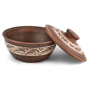 Ukrainian Souvenirs Engobe 3.7 Quarts Stoneware Round Dutch Oven
