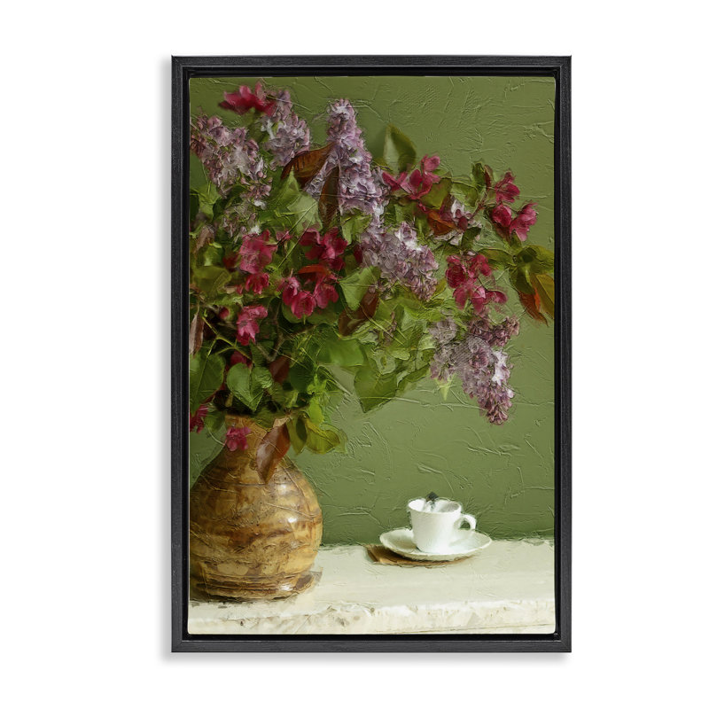 Fleurs et tasse à thé encadrée par Sundance Group, LLC., Cadre flottant noir de jais, H 31 po x l 21 po