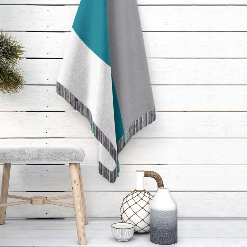 Couverture en coton Charlotte, Basketball Charlotte, L 37 po x L 52 po, Blanc / bleu sarcelle / gris