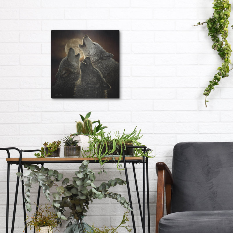 «Wolf Trinity» par Collin Bogle, H 12 po x l 12 po