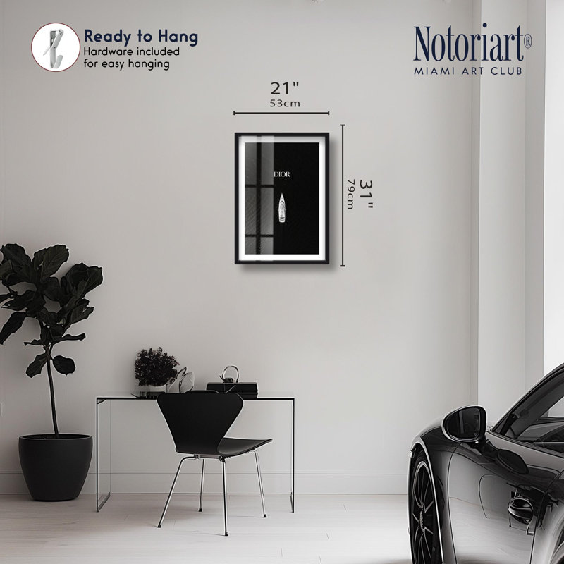 «Glam Dive Shadowbox Print» par Notoriart, H 31 po x l 21 po, Noir