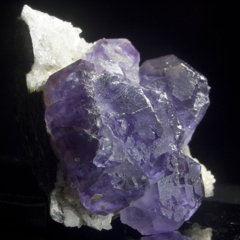 «Fluorite avec quartz» tanzanite. Mine de xia yang.