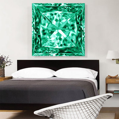 " Emerald Green Princess Cut Diamond Jewel "