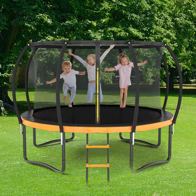 Trampoline de cour arrière de 144 pi avec enceinte sécuritaire Shondrick