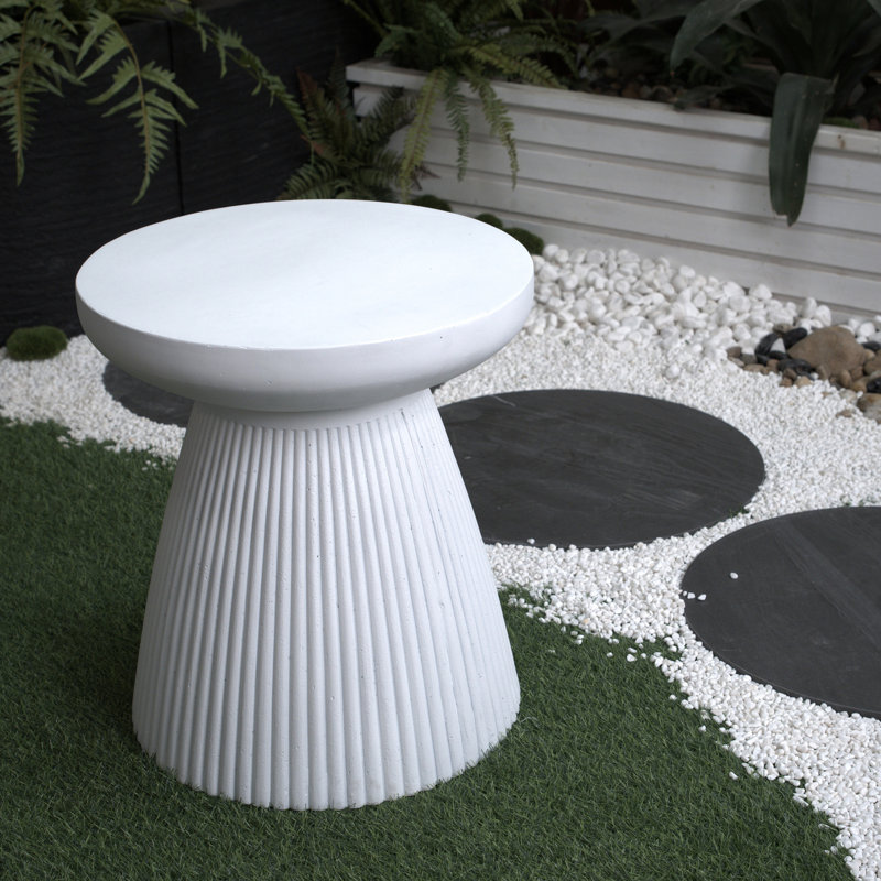 Table de bout Modern Office - Table d'appoint de jardin décorative, H 18,1 po, beige