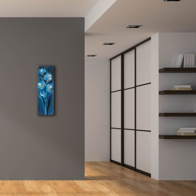 «Epic Graffiti» Evening White Floral 1 »par Silvia Vassileva, art mural sur toile, 12 po x 36 po