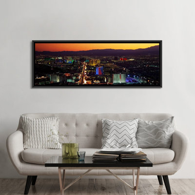 "Hotel Las Vegas Nevada" par Panoramic Images, reproduction sur toile tendue sur châssis