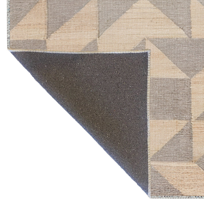 Tapis intérieur / extérieur en polypropylène tissé à la machine Kneisha, Rectangle 3 pi 3 po x 4 pi 11 po