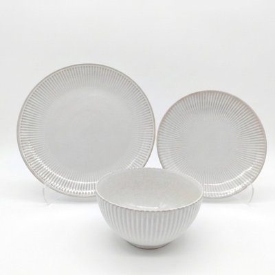 Stoneware Dinnerware - Service for 4