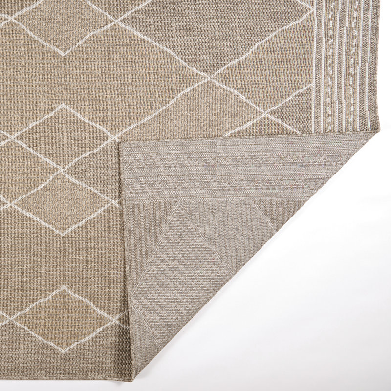 Tapis d'intérieur / extérieur en polypropylène tissé à la machine Tarquinia, 3 pi 3 po x 5 pi