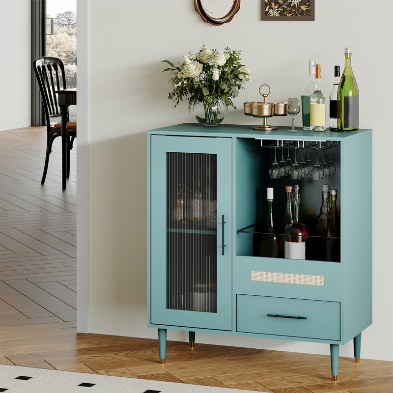 Armoire à vin avec portes en verre et porte-verres à pied, buffet moderne avec tablettes réglables, unité de rangement compacte pour la salle à manger, la cuisine, le salon, vert
