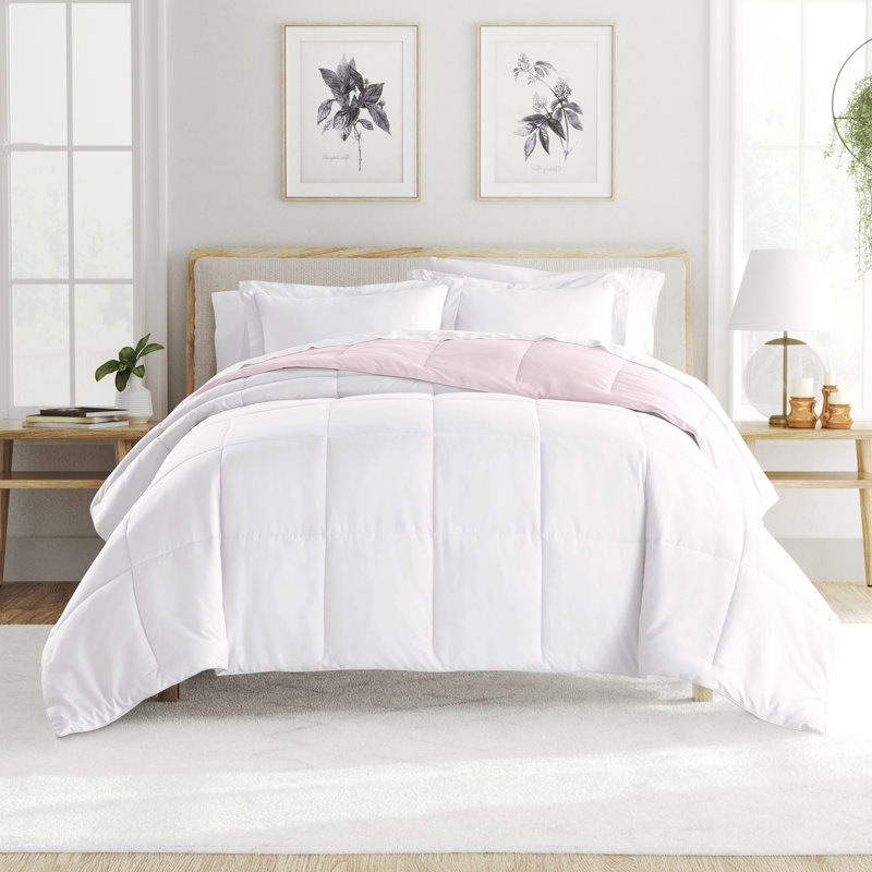 Reversible Down-Alternative Comforter Bedding Set, Full/Queen Comforter + 2 Shams, Blush