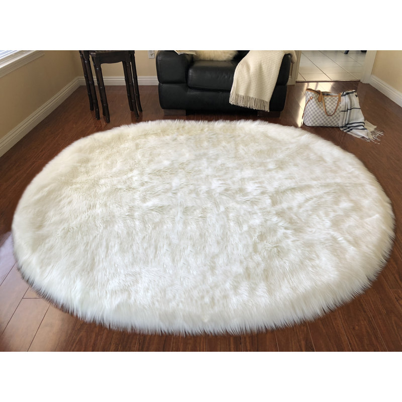 Wiechmann Performance Faux Sheepskin Washable Indoor Rug, Oval 6' x 9'