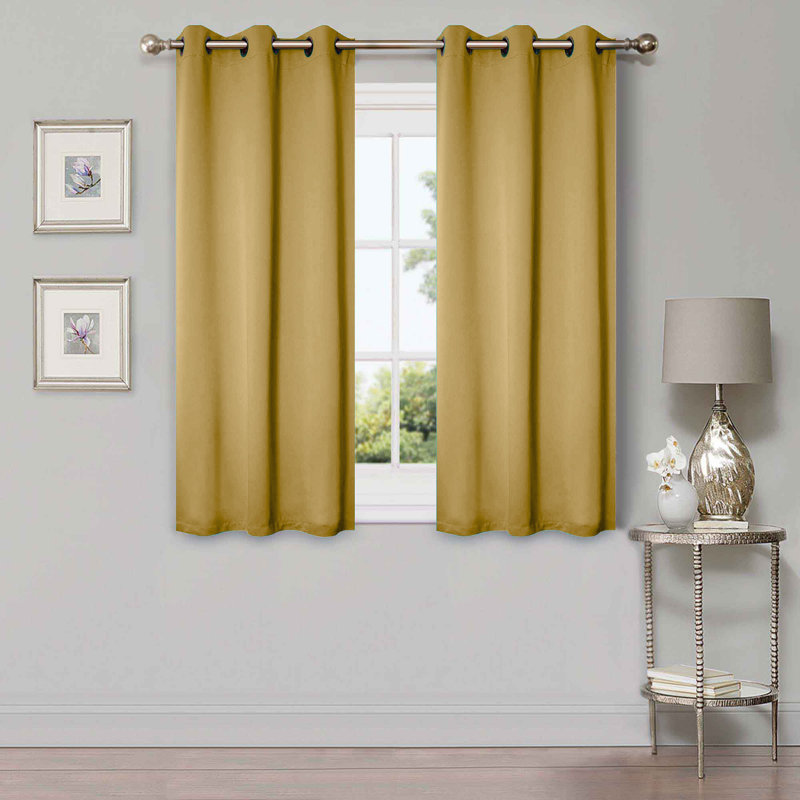 Paire de rideaux obscurcissant avec œillets Millendon, L 42 po x L 63 po, Jaune et moutarde