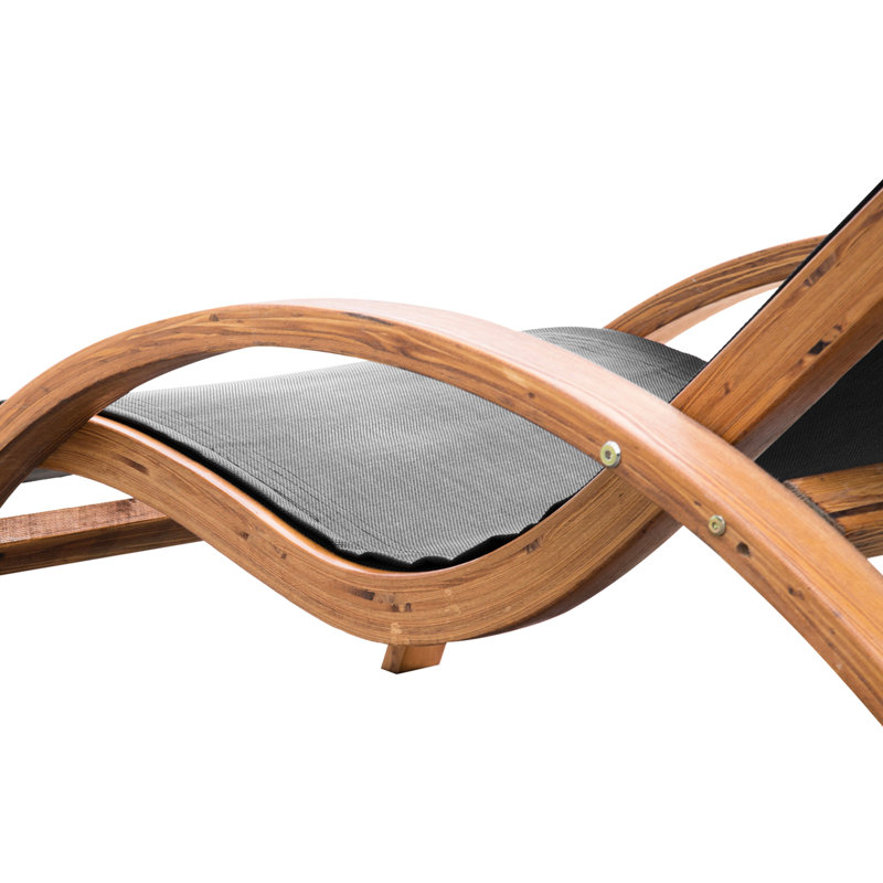 Chaise longue de patio avec maille et pin confortables et noir (cadre avec coussin de chaise peint de 265 livres)