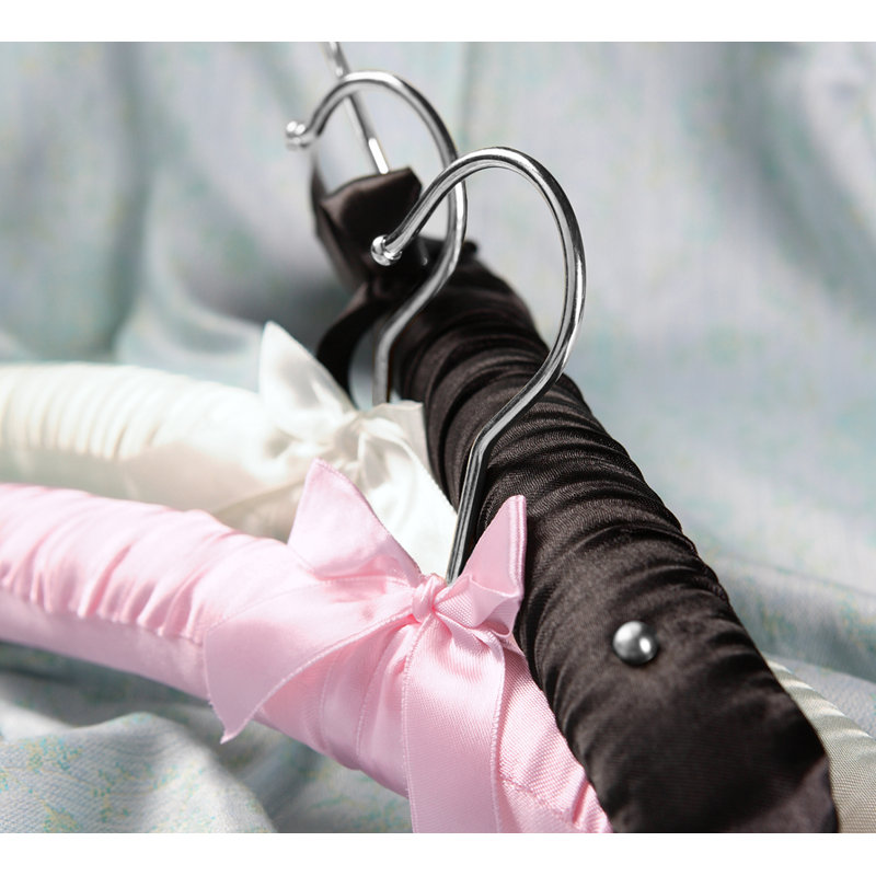 Cintre en satin antidérapant pour délicats, Noir