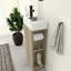 Petit meuble-lavabo de 16 pouces en frêne naturel avec lavabo en pierre, poignées dissimulées et porte-papier hygiénique