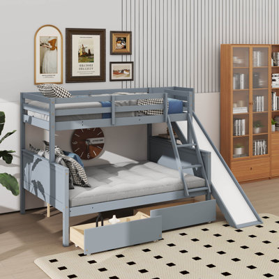 Lit superposé simple au-dessus d'un lit double avec rangement pour tiroir coulissant et tablettes intégrées