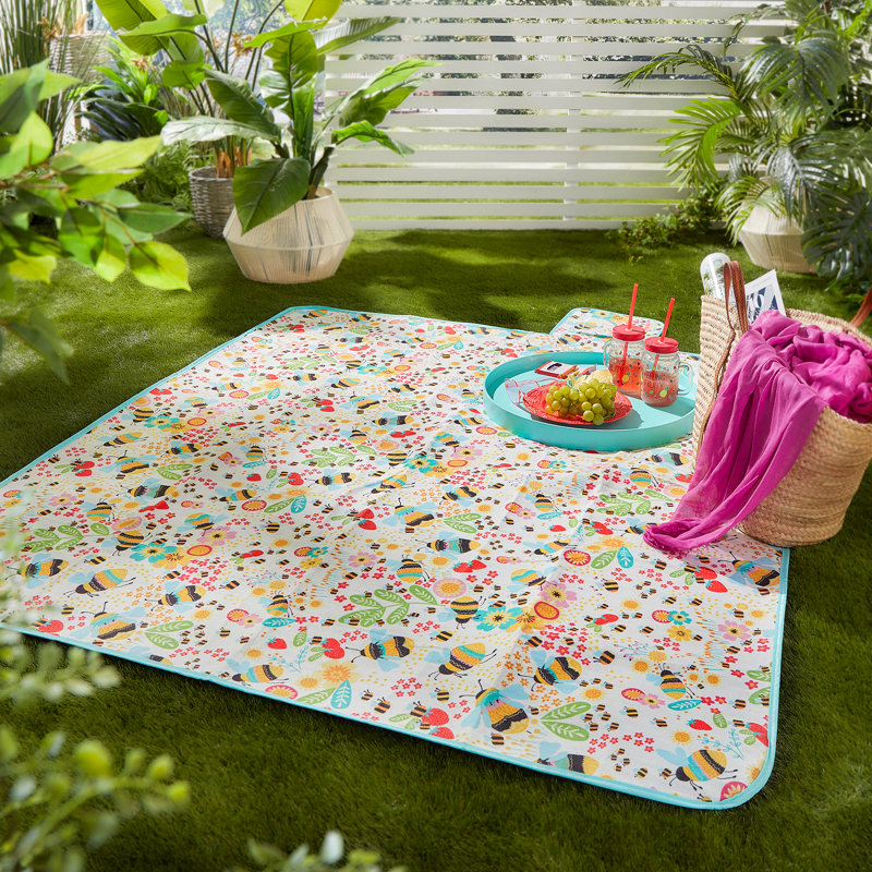 Buzzy Bee Throw Blanket