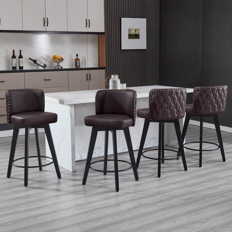 Ensemble de 4 tabourets de bar pivotants, siège en cuir de polyuréthane 27,5 po avec dossier capitonné, pieds en bois massif, chaises de bar à hauteur de comptoir pour îlot de cuisine, salle à manger, café