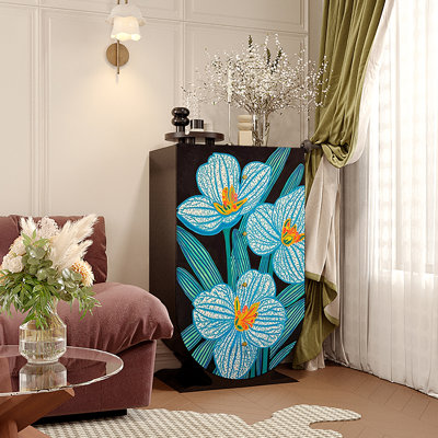 Armoire décorative française rétro