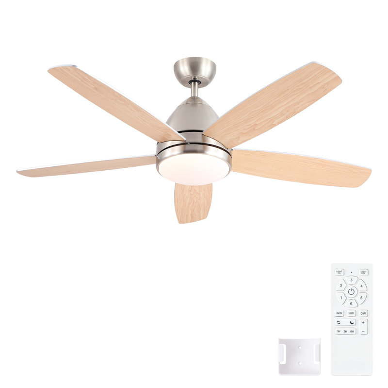Ventilateur de plafond d'intérieur en nickel brossé de 52 pouces avec lumière DEL intégrée et moteur à courant continu