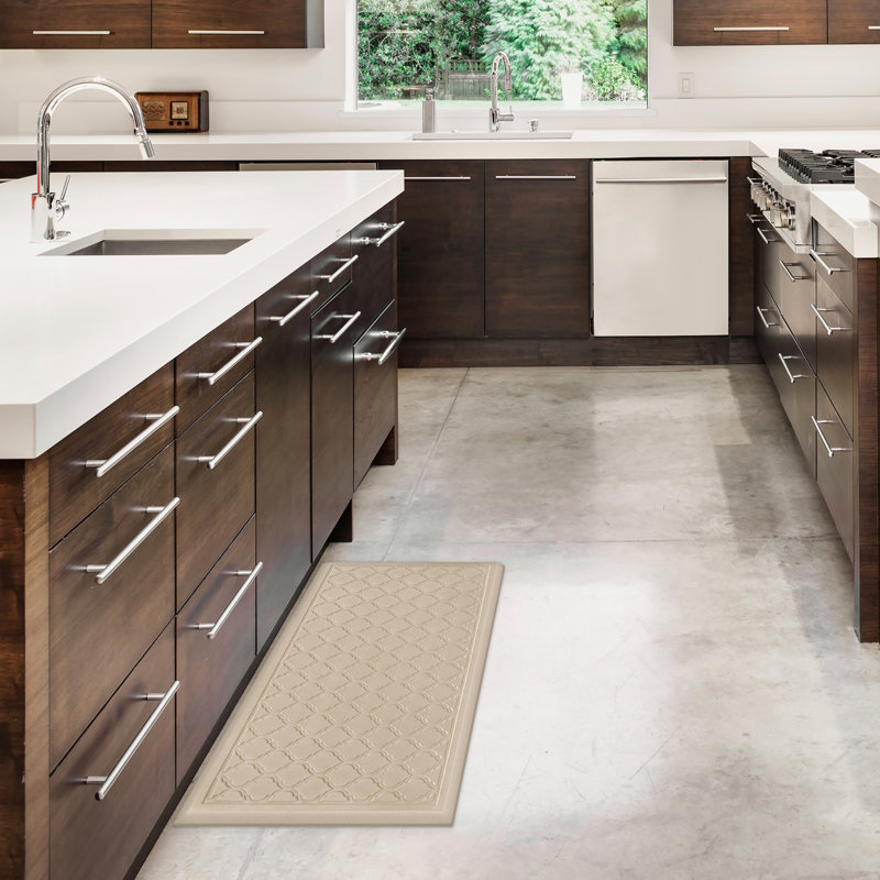 Antunez Quatrefoil Beige, Beige