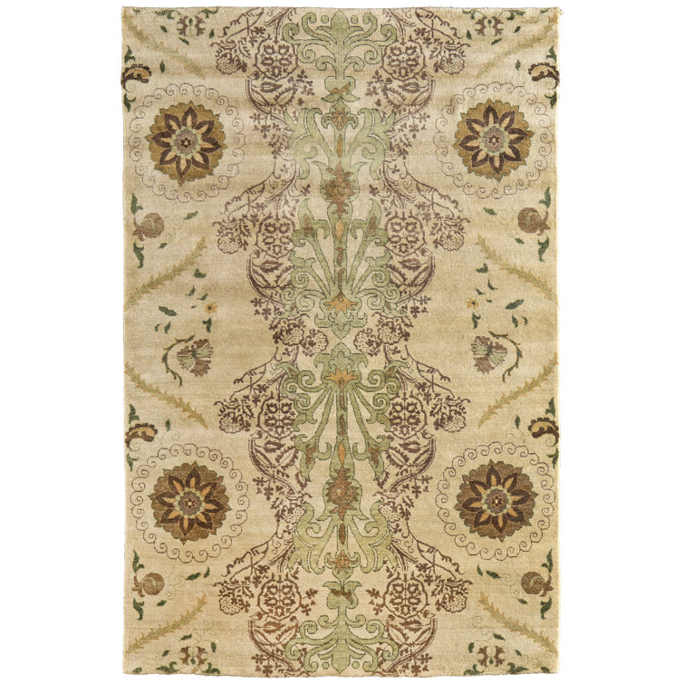 Wool Floral Area Rug in Green