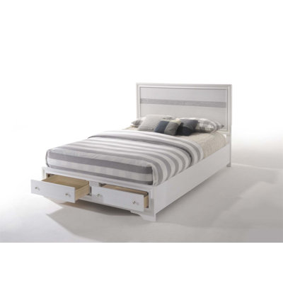 Lit avec rangement Naima sans sommier, cadre en bois durable et tiroirs spacieux pour les chambres modernes