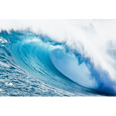" Ocean Wave " by Epicstockmedia
