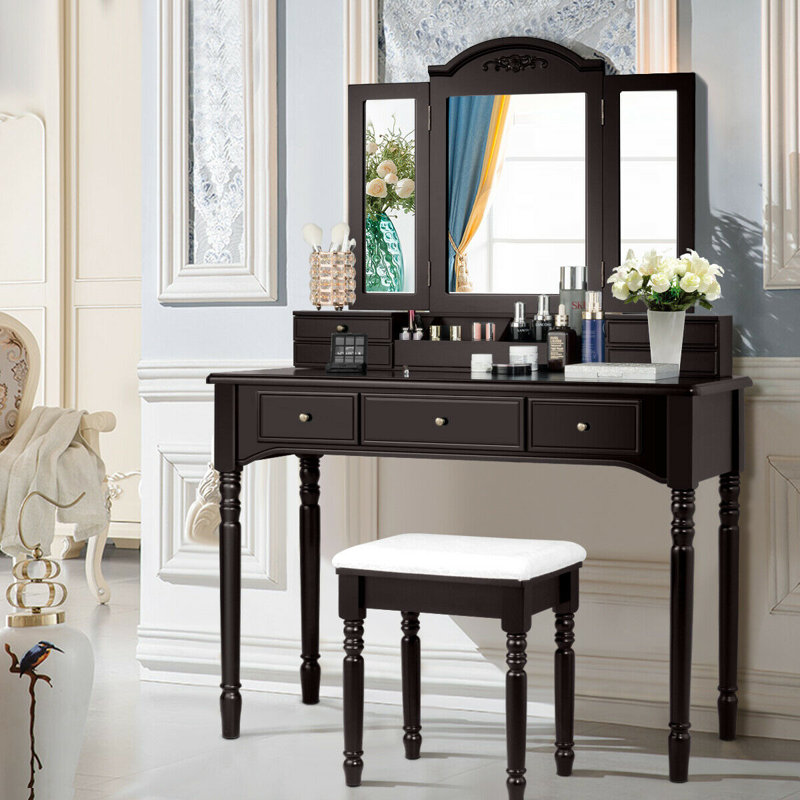 Vanity, Brown
