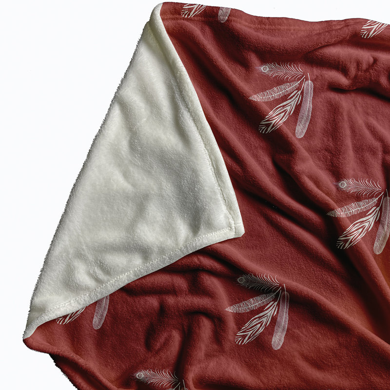 Couverture en molleton à motif de plumes, L 50 po x L 60 po, Rouge Ligonberry