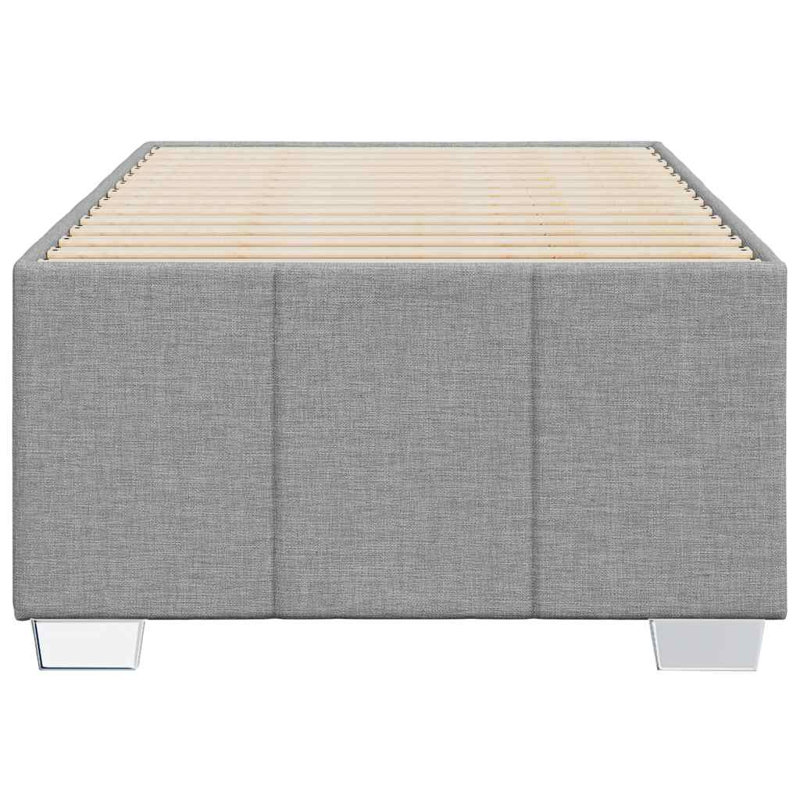 Structure de lit Latitude Run® sans tissu pour matelas, Gris clair, Très grand simple