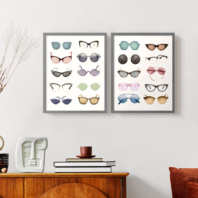 «Vintage Glasses I», reproduction encadrée de qualité supérieure - prête à être accrochée - aucun clou requis - aucun clou requis