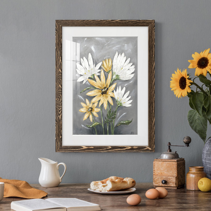 Summer Daisies I - peinture encadrée, H 20 po x l 17 po x P 1 po, Encadré de bois de noyer