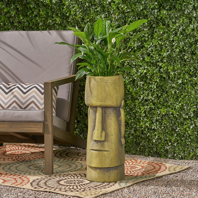 Charmante urne d'extérieur pour une ambiance de jardin polyvalente