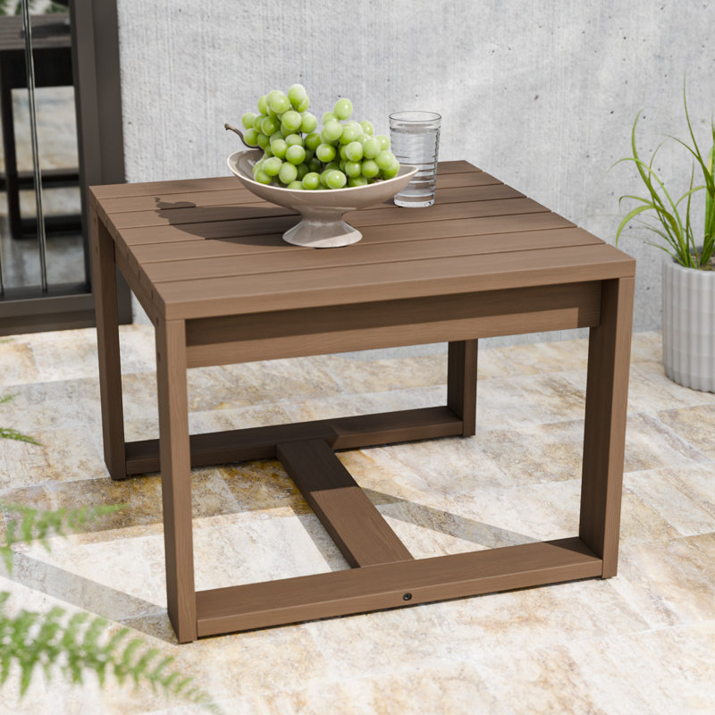 Table basse carrée en bois de cèdre