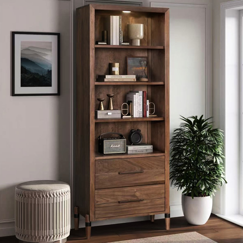 Bibliothèque de 80 pouces avec trois tablettes, deux tiroirs, finition noyer, pieds fuselés, éclairage à DEL, style Mid-Century en peuplier et placages, assemblage minimal en bronze antique