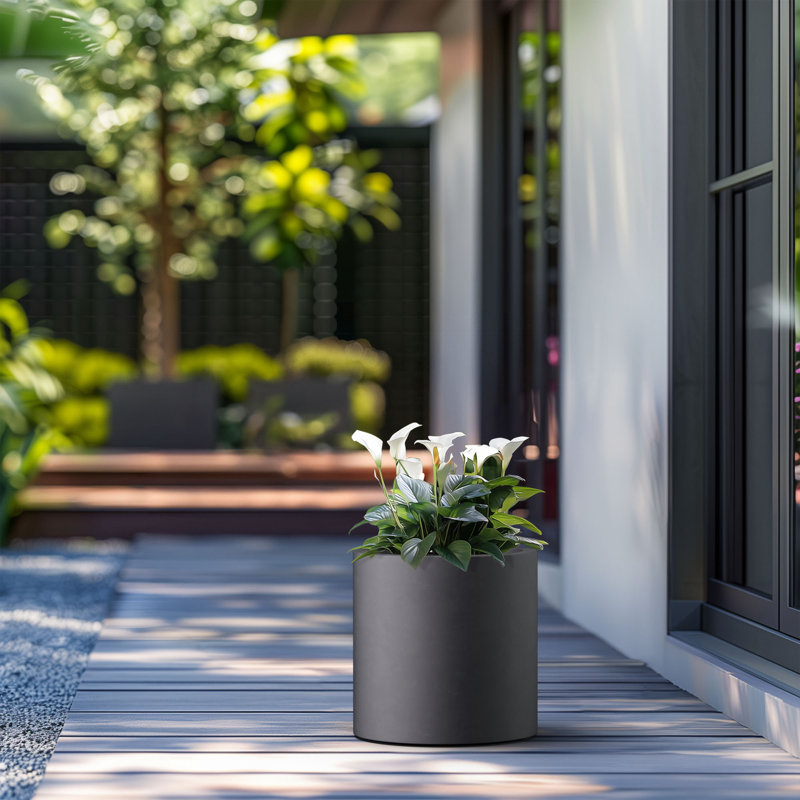 Pot à fleurs en ciment Skogh, H 13 po x l 13 po x P 13 po, Noir anthracite